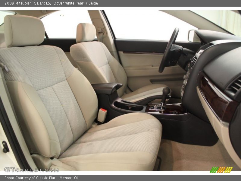 Dover White Pearl / Beige 2009 Mitsubishi Galant ES
