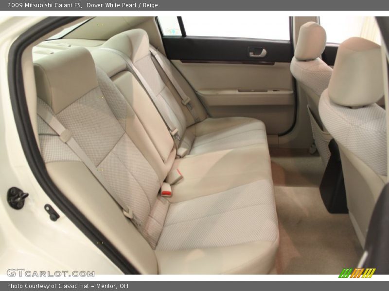 Dover White Pearl / Beige 2009 Mitsubishi Galant ES