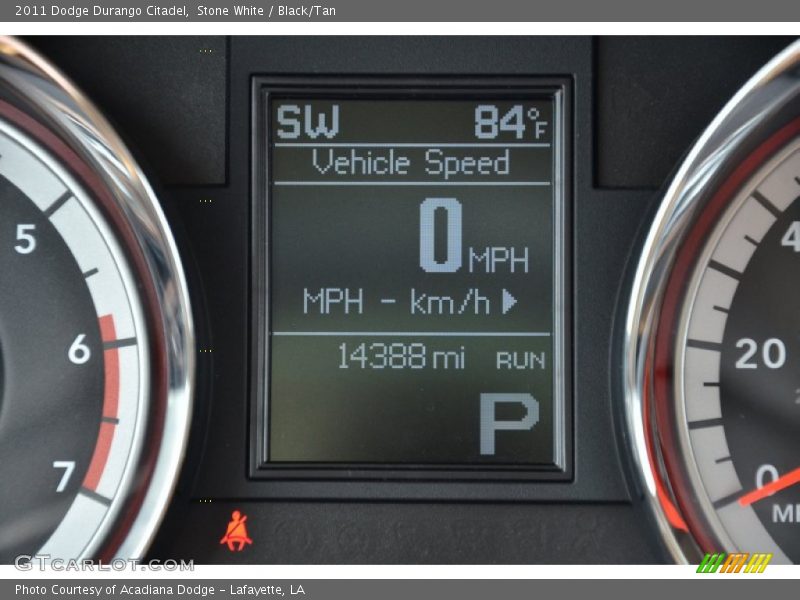 Stone White / Black/Tan 2011 Dodge Durango Citadel