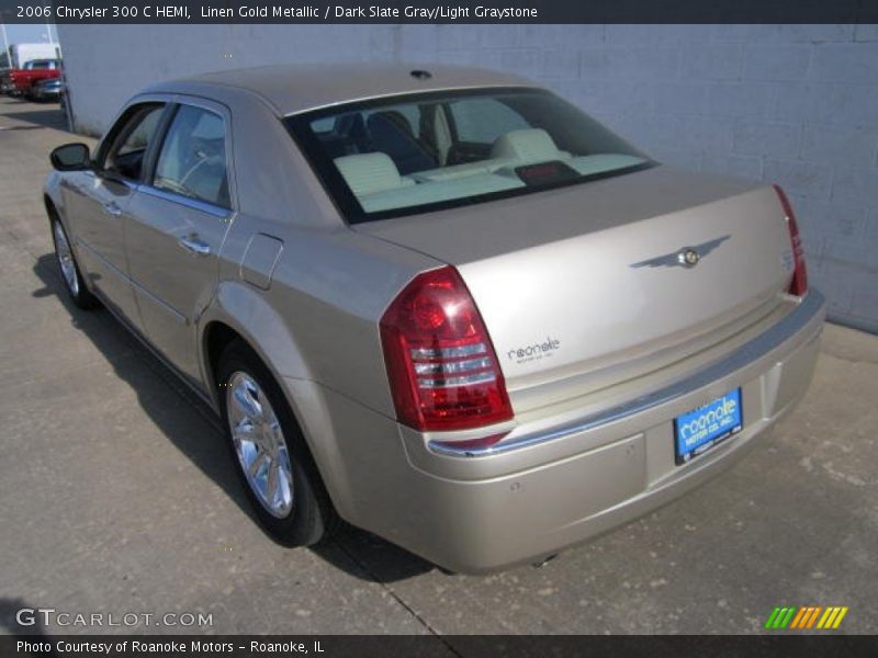Linen Gold Metallic / Dark Slate Gray/Light Graystone 2006 Chrysler 300 C HEMI