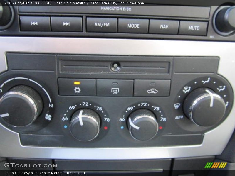 Linen Gold Metallic / Dark Slate Gray/Light Graystone 2006 Chrysler 300 C HEMI