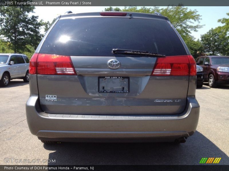 Phantom Gray Pearl / Stone 2005 Toyota Sienna LE