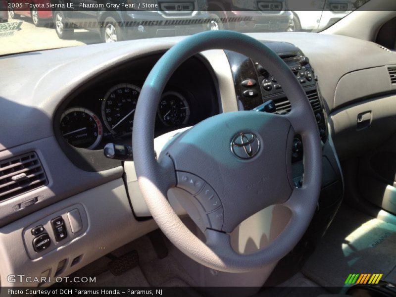 Phantom Gray Pearl / Stone 2005 Toyota Sienna LE