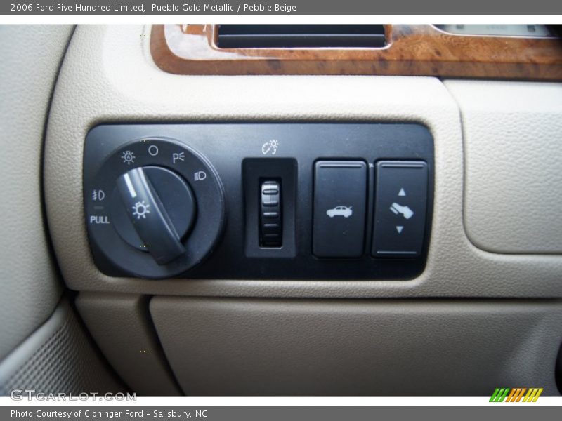 Pueblo Gold Metallic / Pebble Beige 2006 Ford Five Hundred Limited