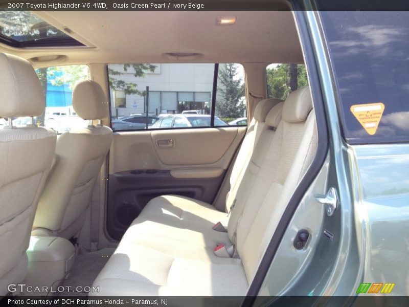 Oasis Green Pearl / Ivory Beige 2007 Toyota Highlander V6 4WD