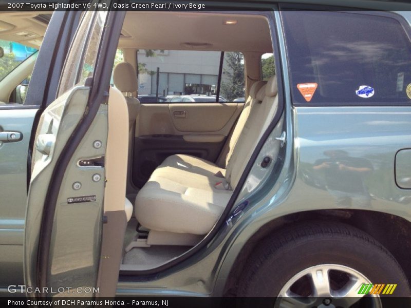 Oasis Green Pearl / Ivory Beige 2007 Toyota Highlander V6 4WD