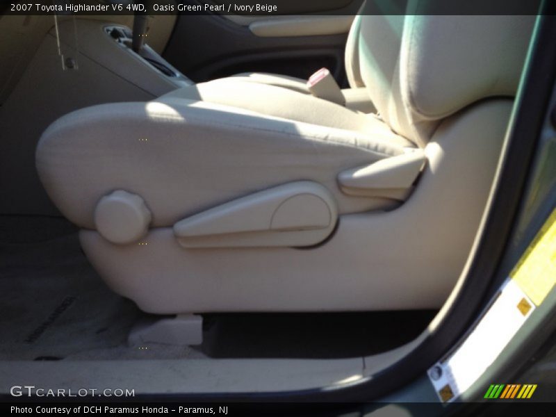 Oasis Green Pearl / Ivory Beige 2007 Toyota Highlander V6 4WD