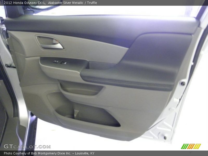 Alabaster Silver Metallic / Truffle 2012 Honda Odyssey EX-L