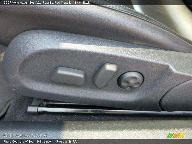 Paprika Red Metallic / Titan Black 2007 Volkswagen Eos 3.2
