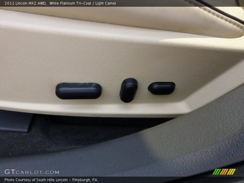 White Platinum Tri-Coat / Light Camel 2011 Lincoln MKZ AWD