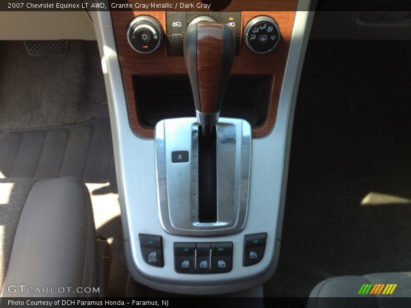 Granite Gray Metallic / Dark Gray 2007 Chevrolet Equinox LT AWD