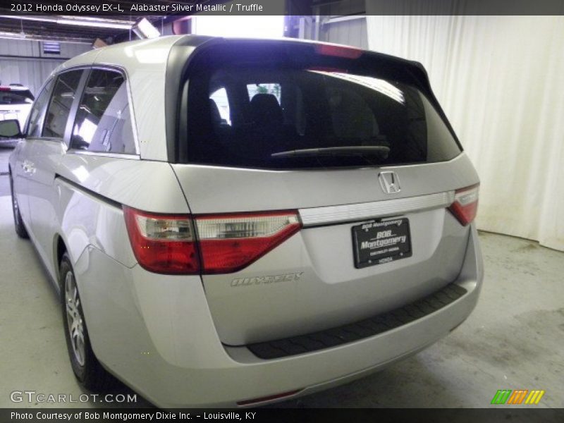 Alabaster Silver Metallic / Truffle 2012 Honda Odyssey EX-L