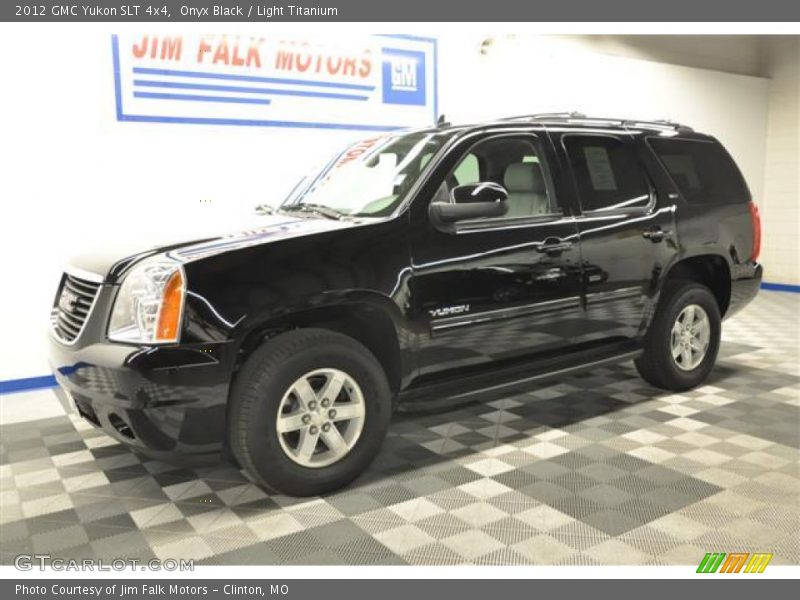 Onyx Black / Light Titanium 2012 GMC Yukon SLT 4x4