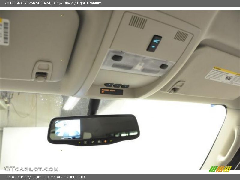 Onyx Black / Light Titanium 2012 GMC Yukon SLT 4x4