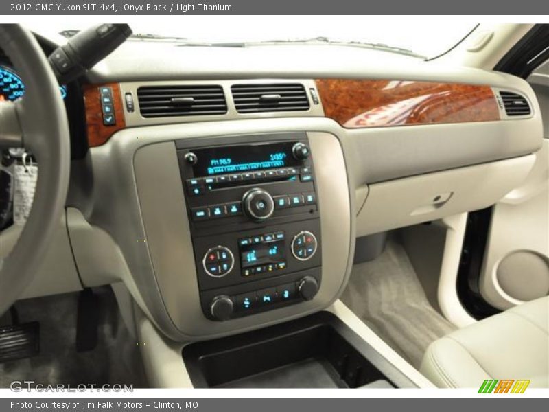 Onyx Black / Light Titanium 2012 GMC Yukon SLT 4x4