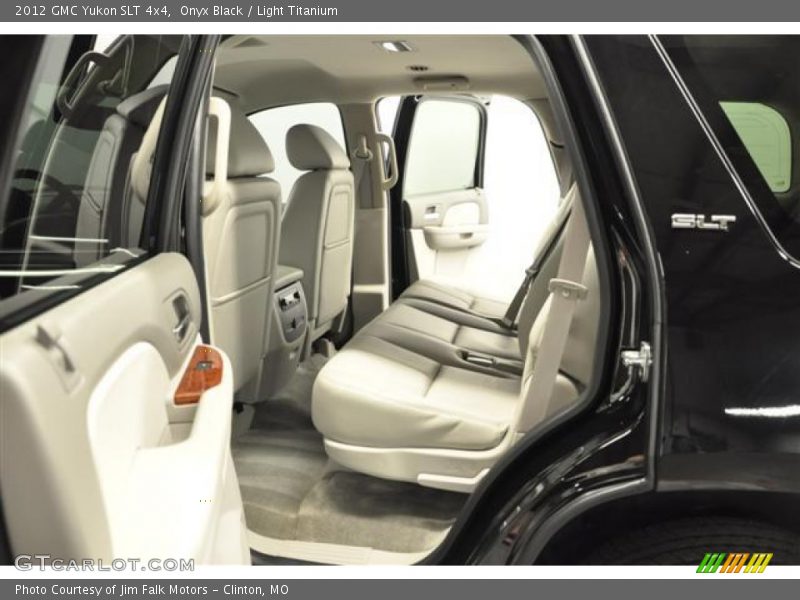 Onyx Black / Light Titanium 2012 GMC Yukon SLT 4x4