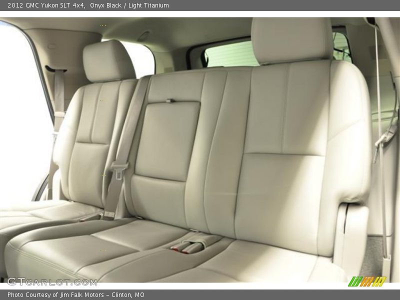 Onyx Black / Light Titanium 2012 GMC Yukon SLT 4x4