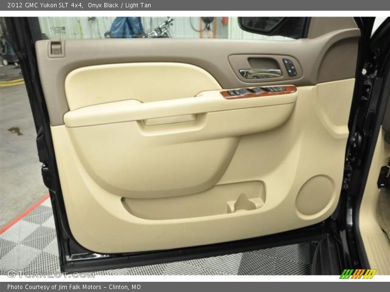 Onyx Black / Light Tan 2012 GMC Yukon SLT 4x4