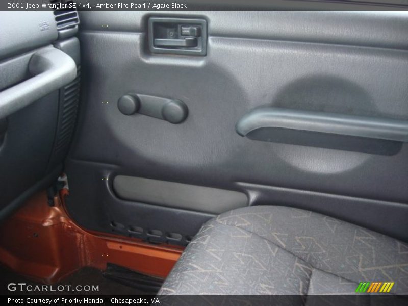 Amber Fire Pearl / Agate Black 2001 Jeep Wrangler SE 4x4