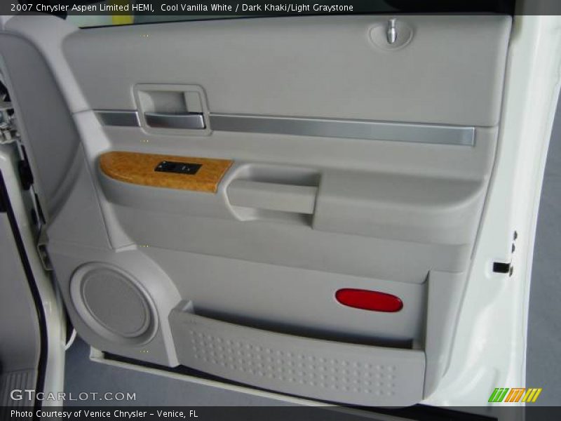 Cool Vanilla White / Dark Khaki/Light Graystone 2007 Chrysler Aspen Limited HEMI