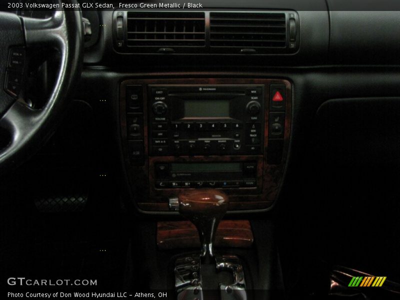 Fresco Green Metallic / Black 2003 Volkswagen Passat GLX Sedan