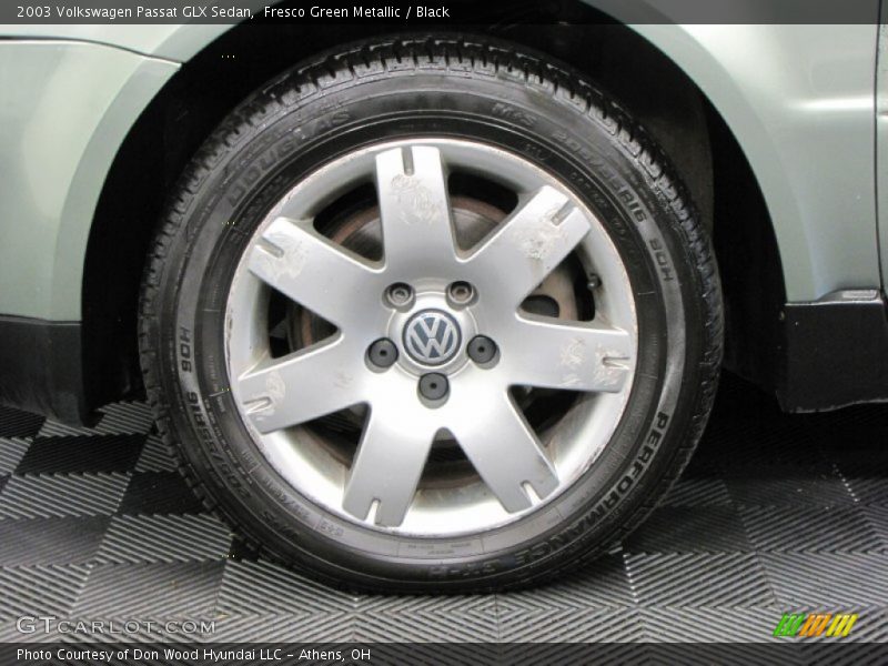 Fresco Green Metallic / Black 2003 Volkswagen Passat GLX Sedan
