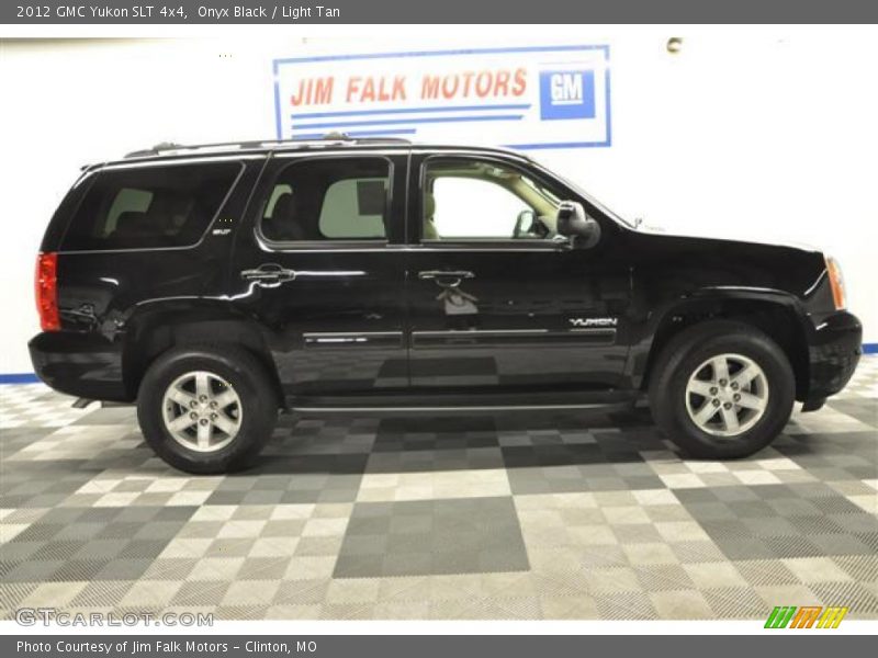Onyx Black / Light Tan 2012 GMC Yukon SLT 4x4