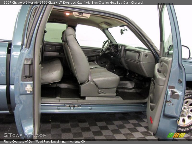 Blue Granite Metallic / Dark Charcoal 2007 Chevrolet Silverado 1500 Classic LT Extended Cab 4x4