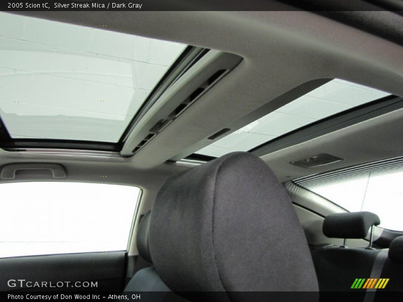 Silver Streak Mica / Dark Gray 2005 Scion tC