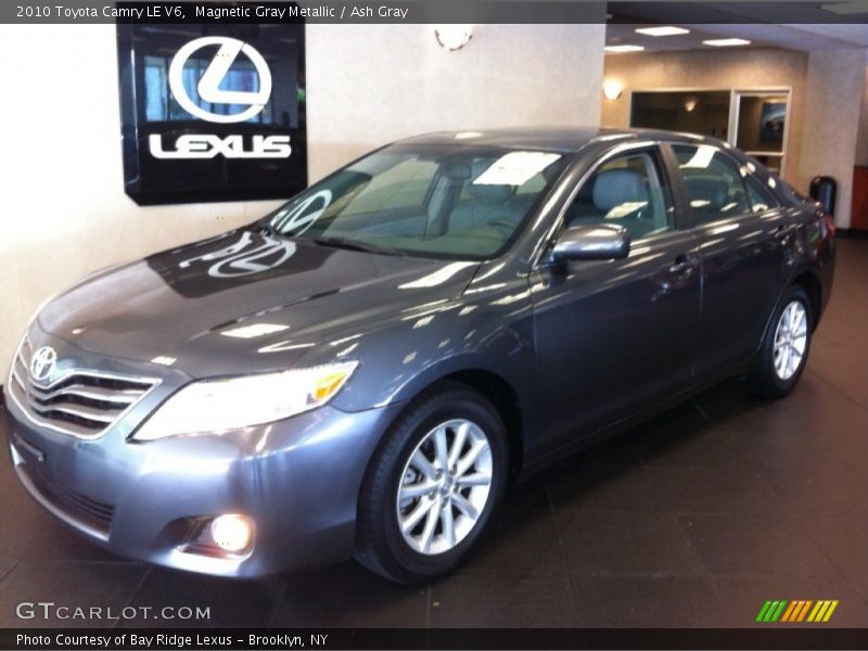 Magnetic Gray Metallic / Ash Gray 2010 Toyota Camry LE V6