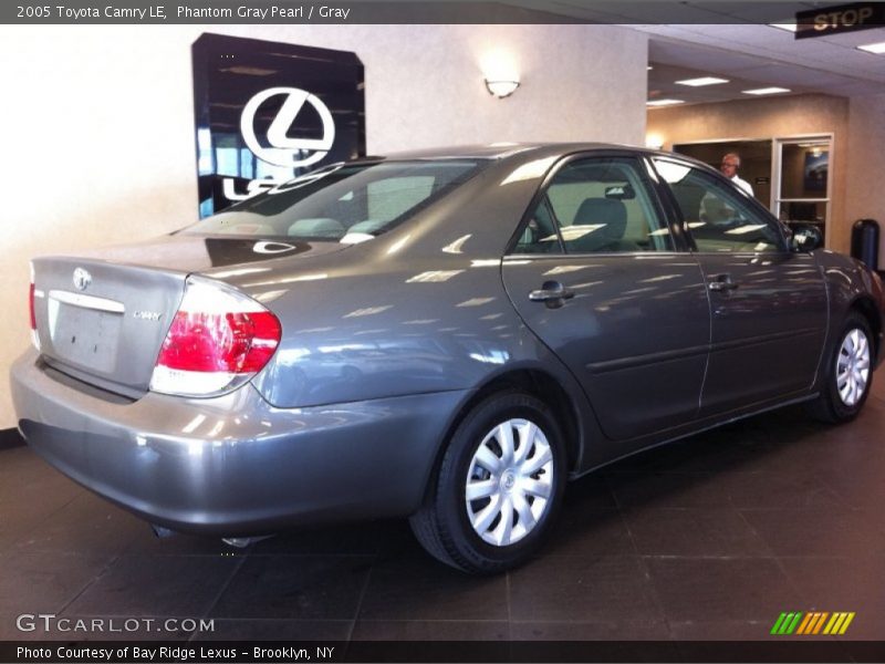 Phantom Gray Pearl / Gray 2005 Toyota Camry LE