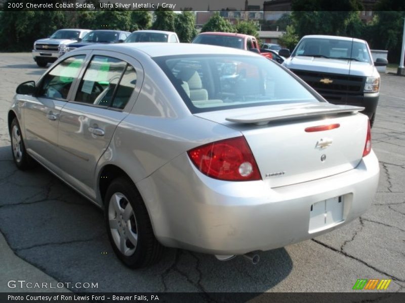Ultra Silver Metallic / Gray 2005 Chevrolet Cobalt Sedan
