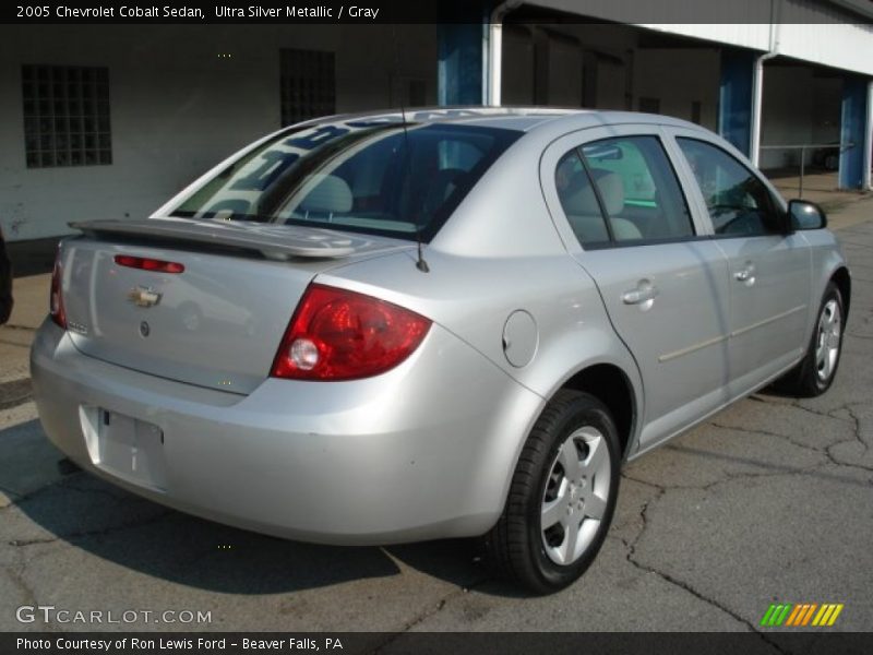 Ultra Silver Metallic / Gray 2005 Chevrolet Cobalt Sedan