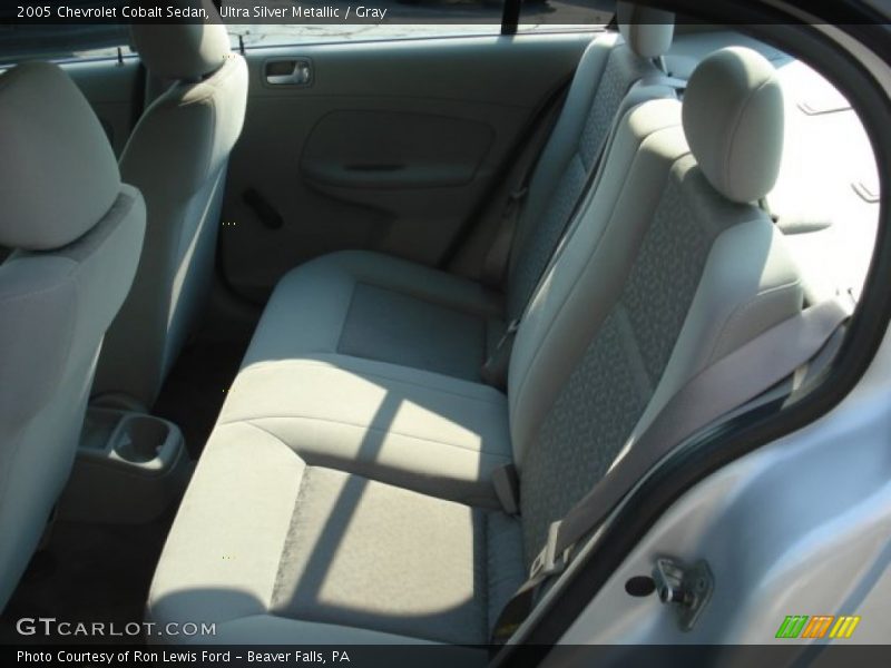Ultra Silver Metallic / Gray 2005 Chevrolet Cobalt Sedan