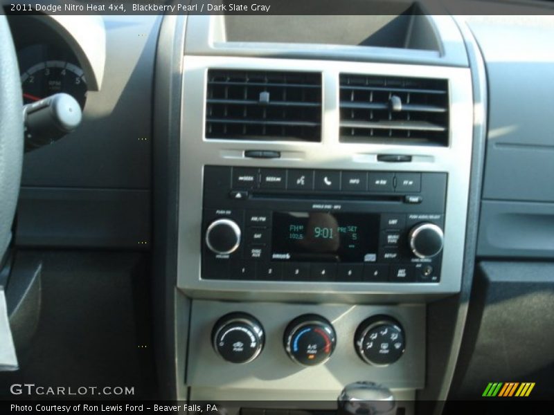 Blackberry Pearl / Dark Slate Gray 2011 Dodge Nitro Heat 4x4