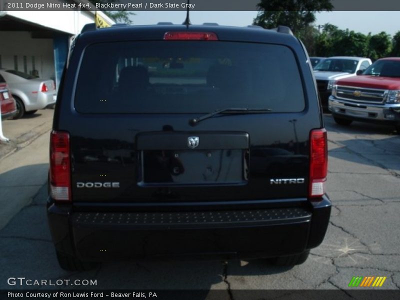 Blackberry Pearl / Dark Slate Gray 2011 Dodge Nitro Heat 4x4