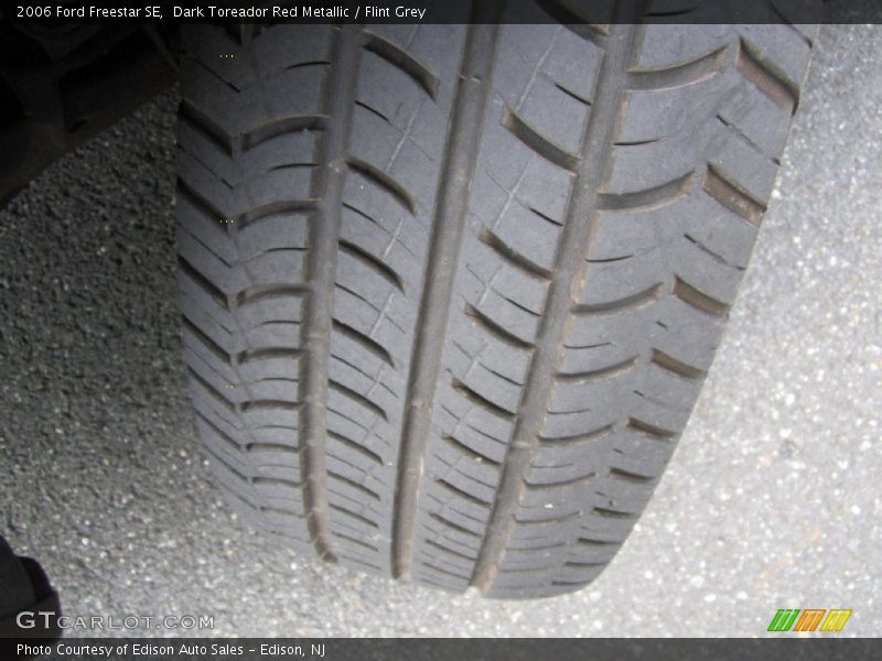 Dark Toreador Red Metallic / Flint Grey 2006 Ford Freestar SE