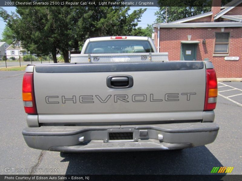 Light Pewter Metallic / Graphite 2000 Chevrolet Silverado 2500 LS Regular Cab 4x4