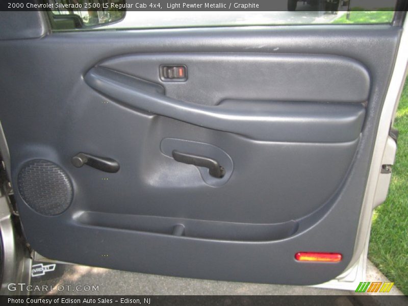 Light Pewter Metallic / Graphite 2000 Chevrolet Silverado 2500 LS Regular Cab 4x4