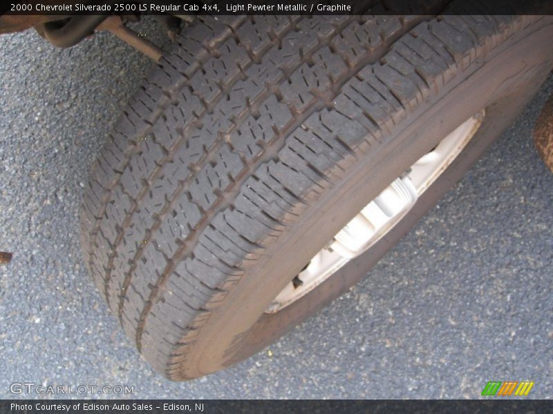 Light Pewter Metallic / Graphite 2000 Chevrolet Silverado 2500 LS Regular Cab 4x4