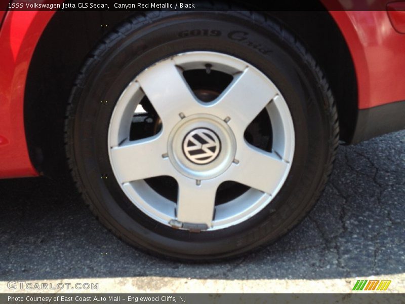 Canyon Red Metallic / Black 1999 Volkswagen Jetta GLS Sedan