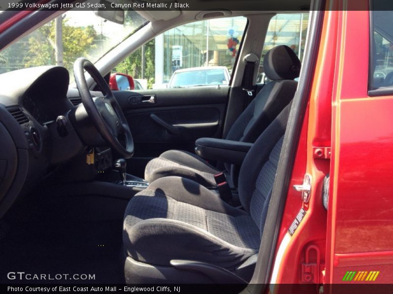 Canyon Red Metallic / Black 1999 Volkswagen Jetta GLS Sedan