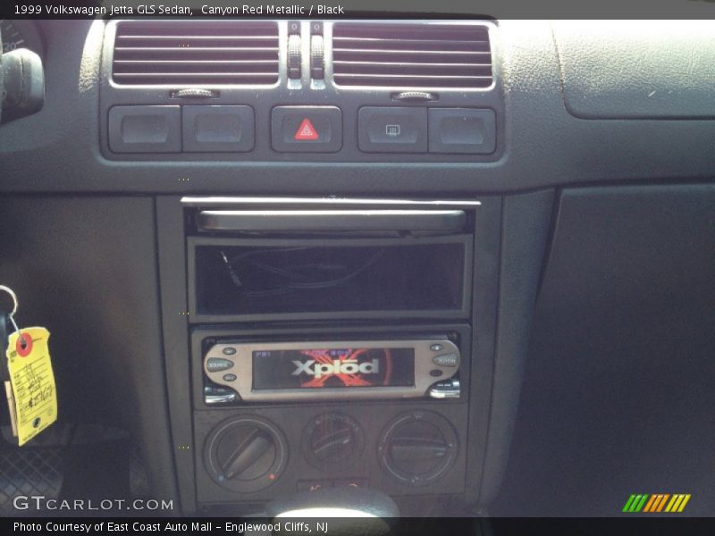 Canyon Red Metallic / Black 1999 Volkswagen Jetta GLS Sedan