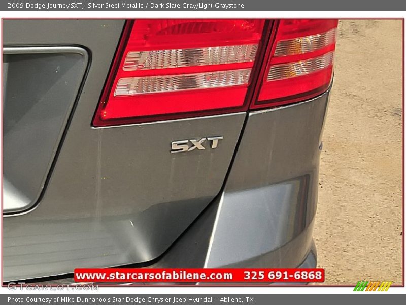 Silver Steel Metallic / Dark Slate Gray/Light Graystone 2009 Dodge Journey SXT