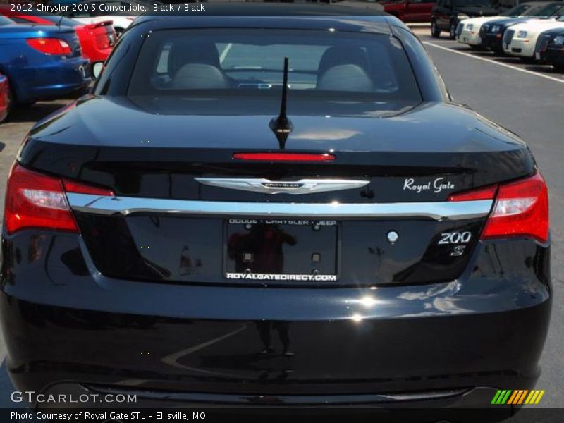 Black / Black 2012 Chrysler 200 S Convertible