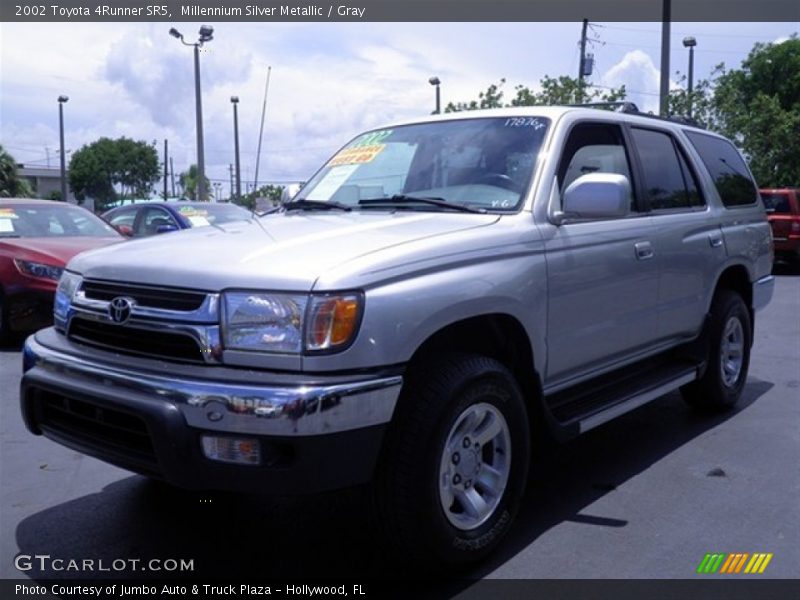 Millennium Silver Metallic / Gray 2002 Toyota 4Runner SR5