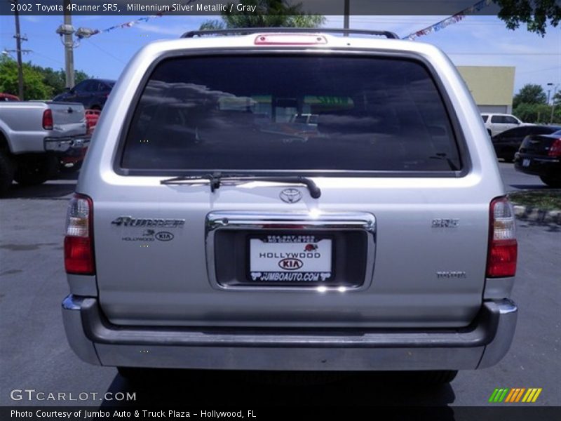 Millennium Silver Metallic / Gray 2002 Toyota 4Runner SR5