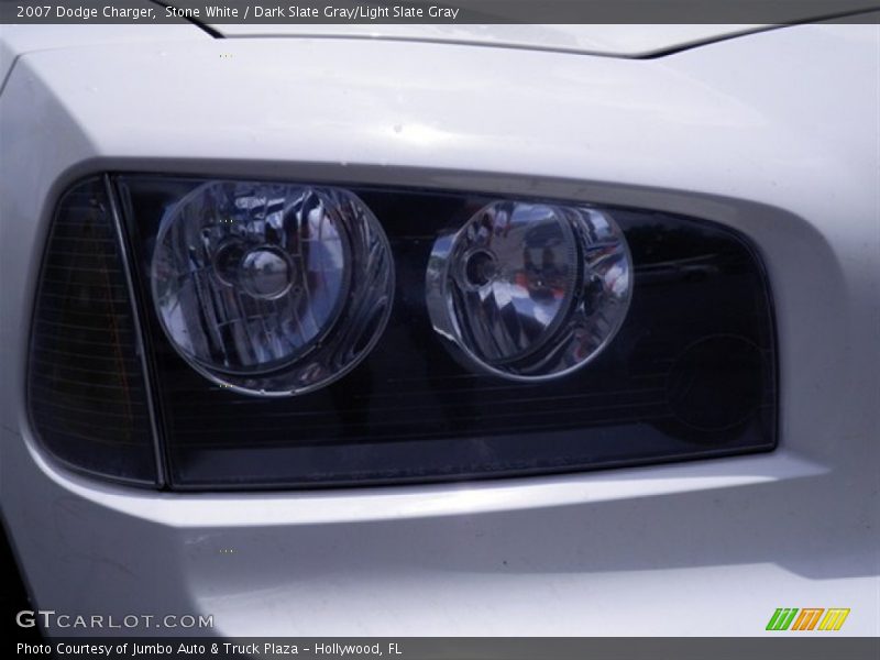 Stone White / Dark Slate Gray/Light Slate Gray 2007 Dodge Charger