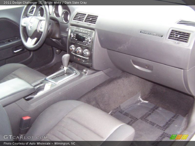 Bright White / Dark Slate Gray 2011 Dodge Challenger SE