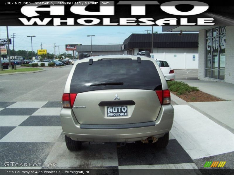 Platinum Pearl / Medium Brown 2007 Mitsubishi Endeavor LS
